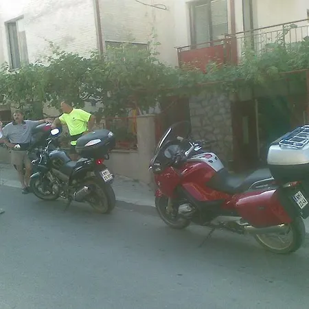 Guest house House Nativa 3*